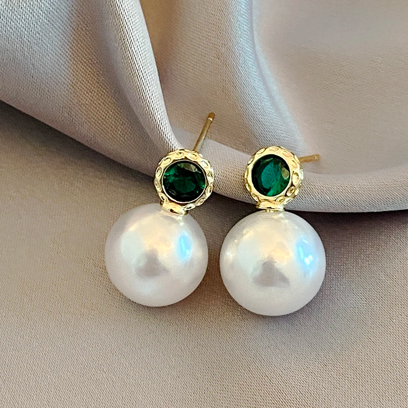 Elegant Gold & Pearl Earrings